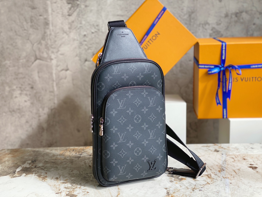 Louis Vuitton M46327-1 Avenue Slingbag