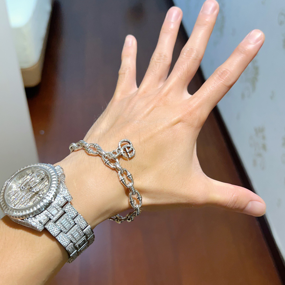 Gucci Bracelet-44