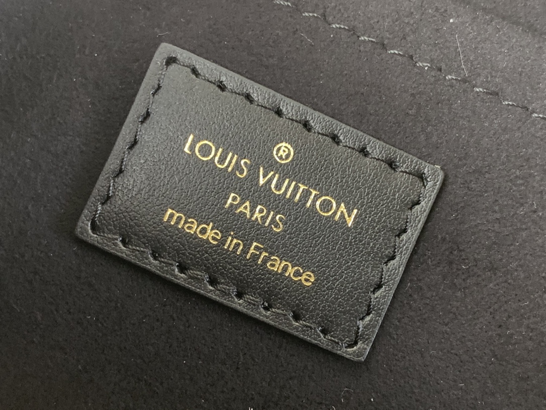 Louis Vuitton bag-57