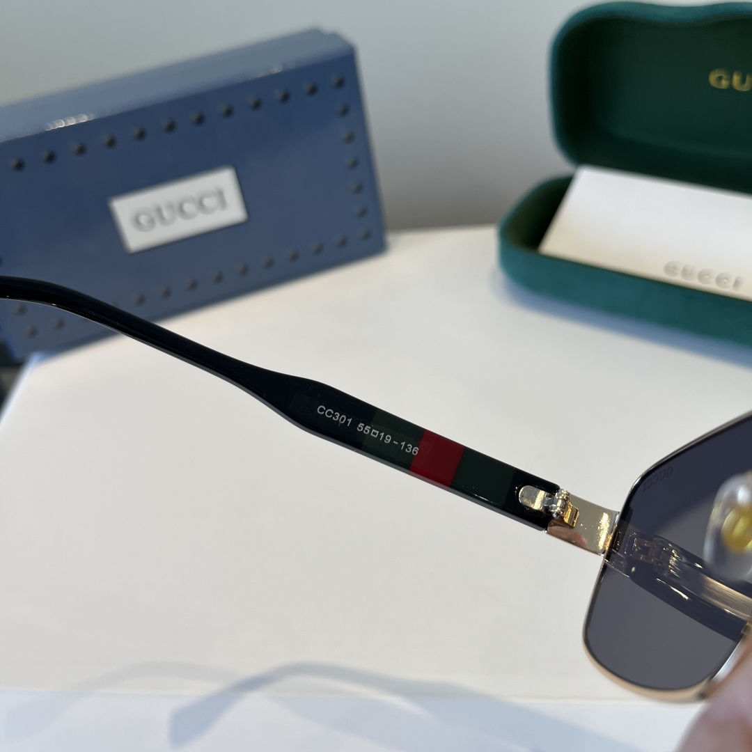 Gucci glasses-41