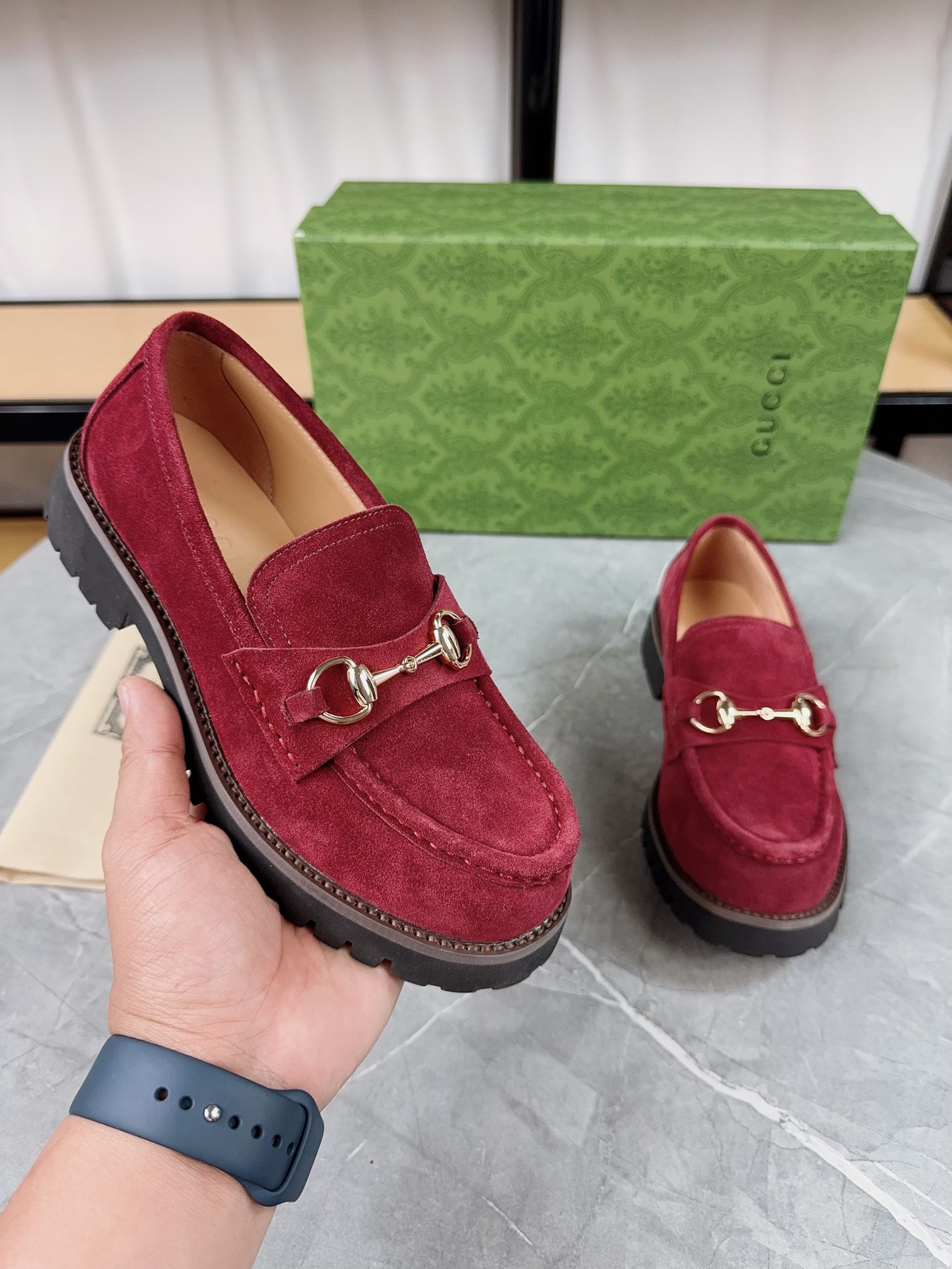 Gucci women's leather shoes-111