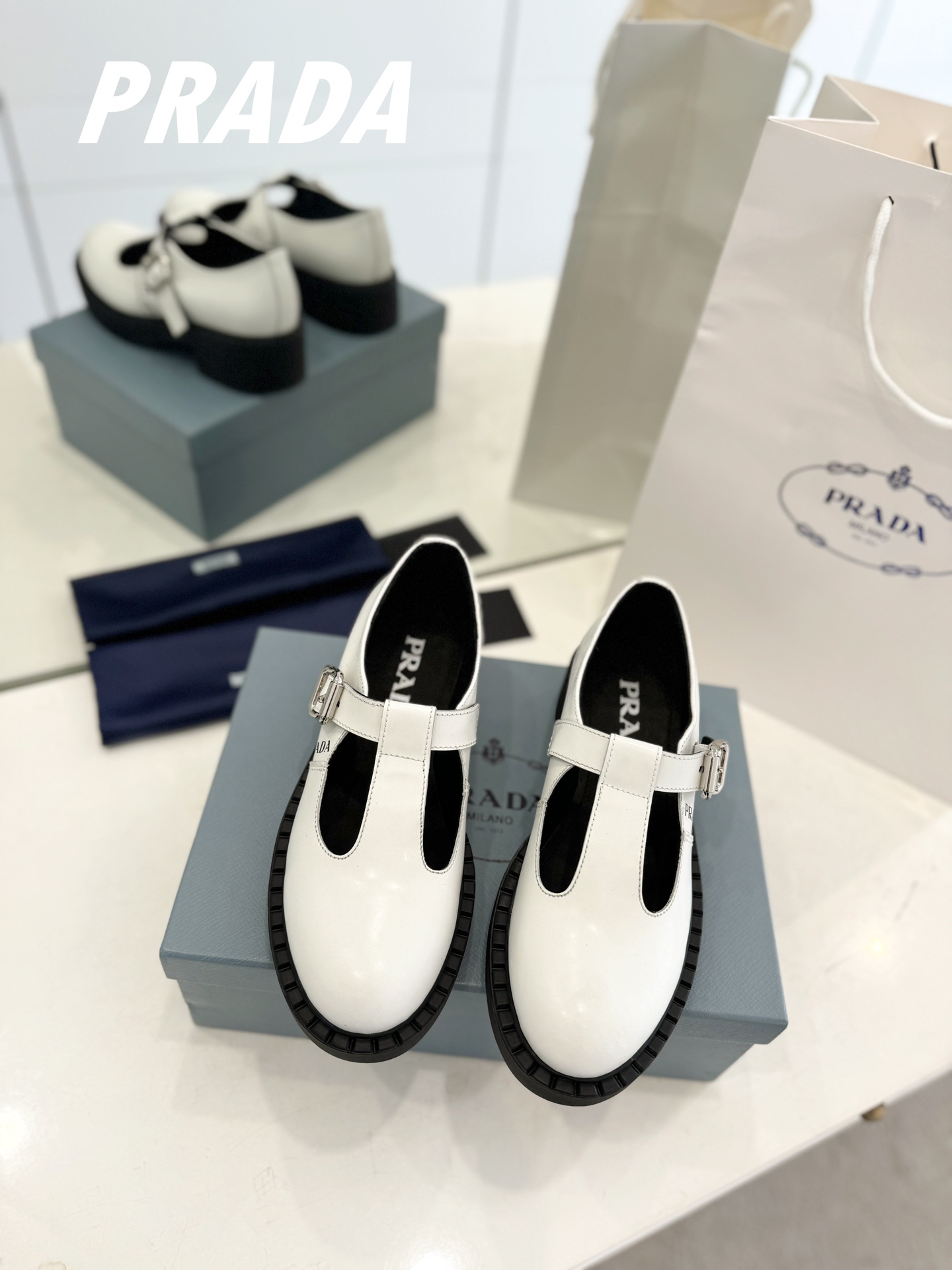 Prada women's leather shoes-5
