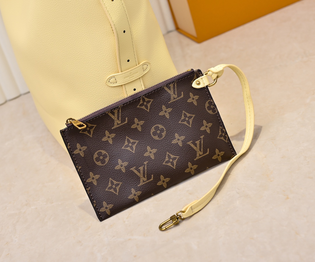 Louis Vuitton bag-145