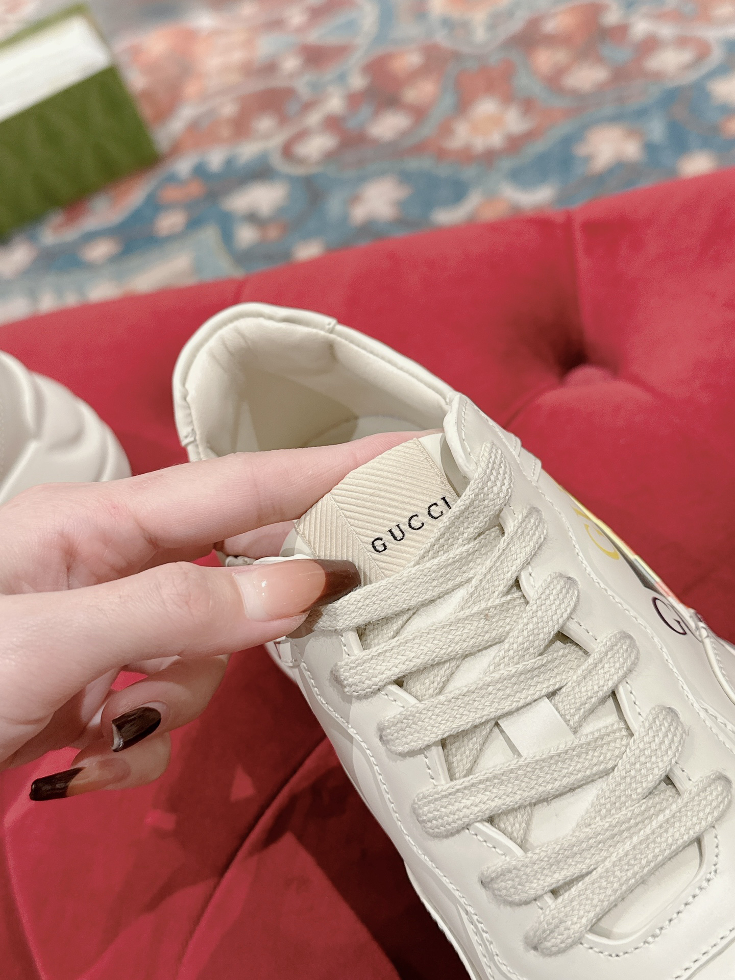 Gucci Sneakers-212