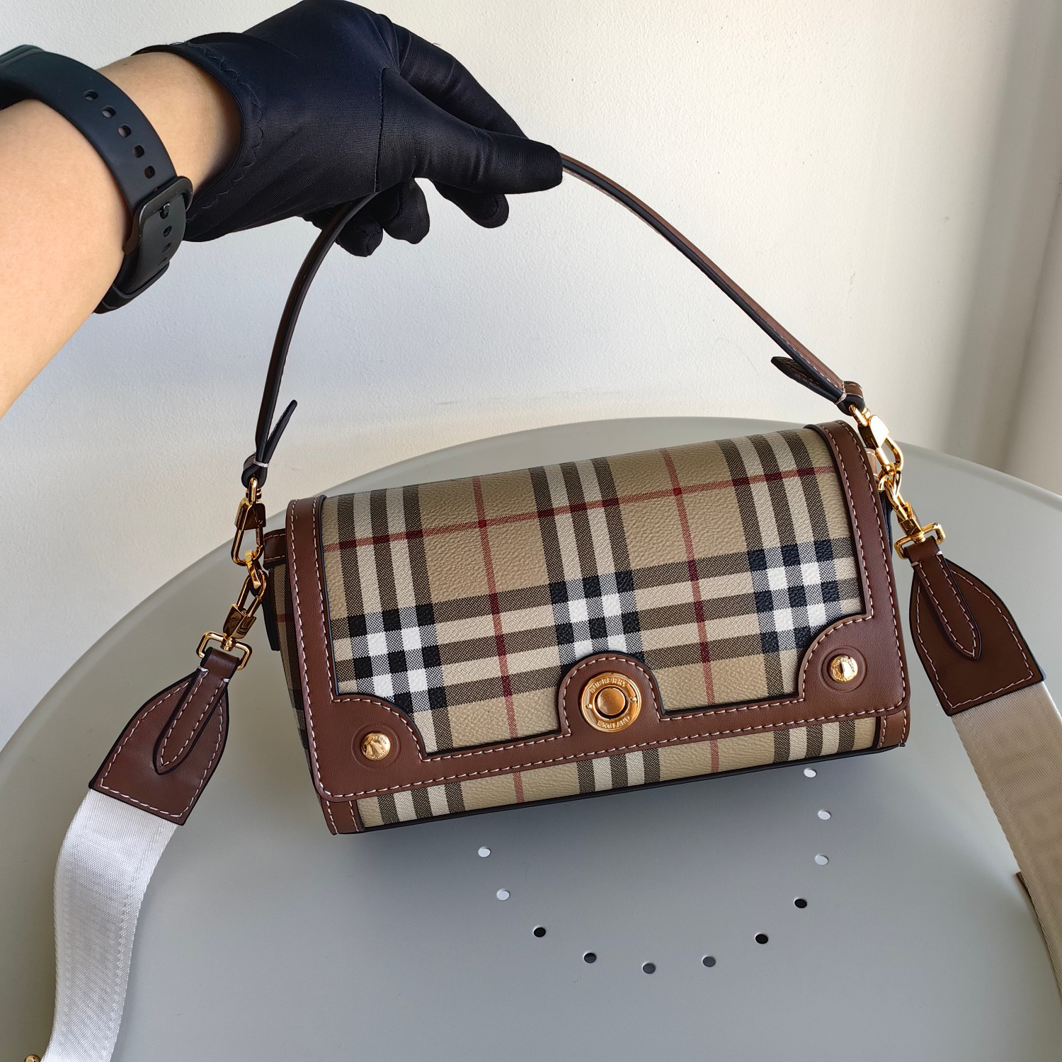 Burberry bag-108