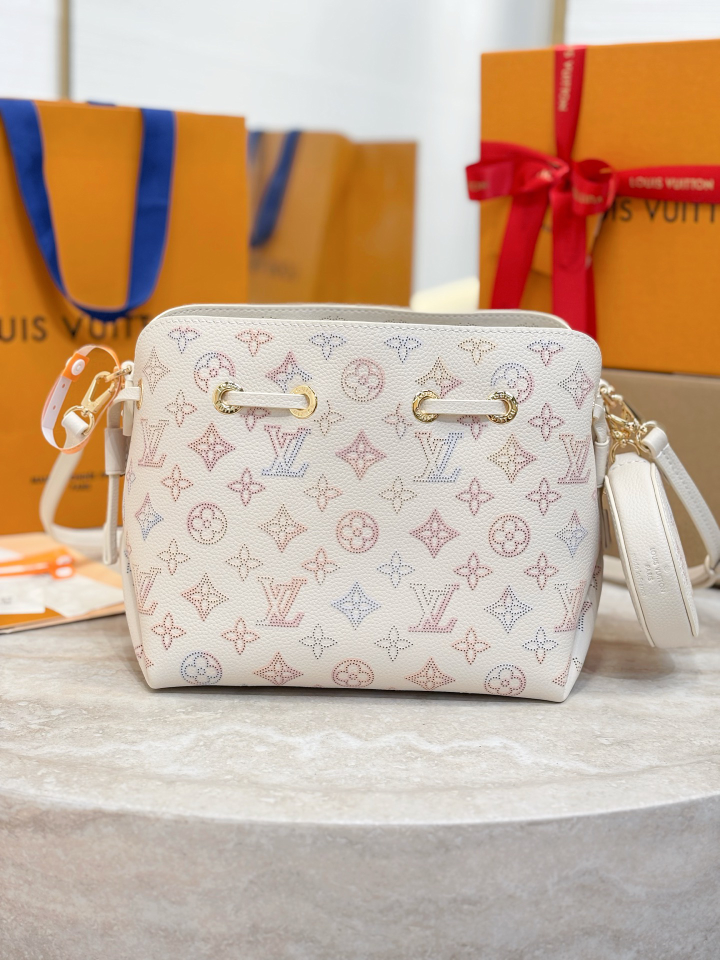 Louis Vuitton bag-178
