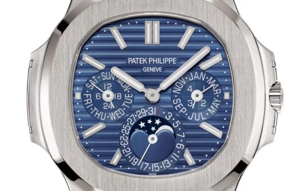 Nautilus 5740/1G-001 Perpetual Calendar 40 mm,White gold