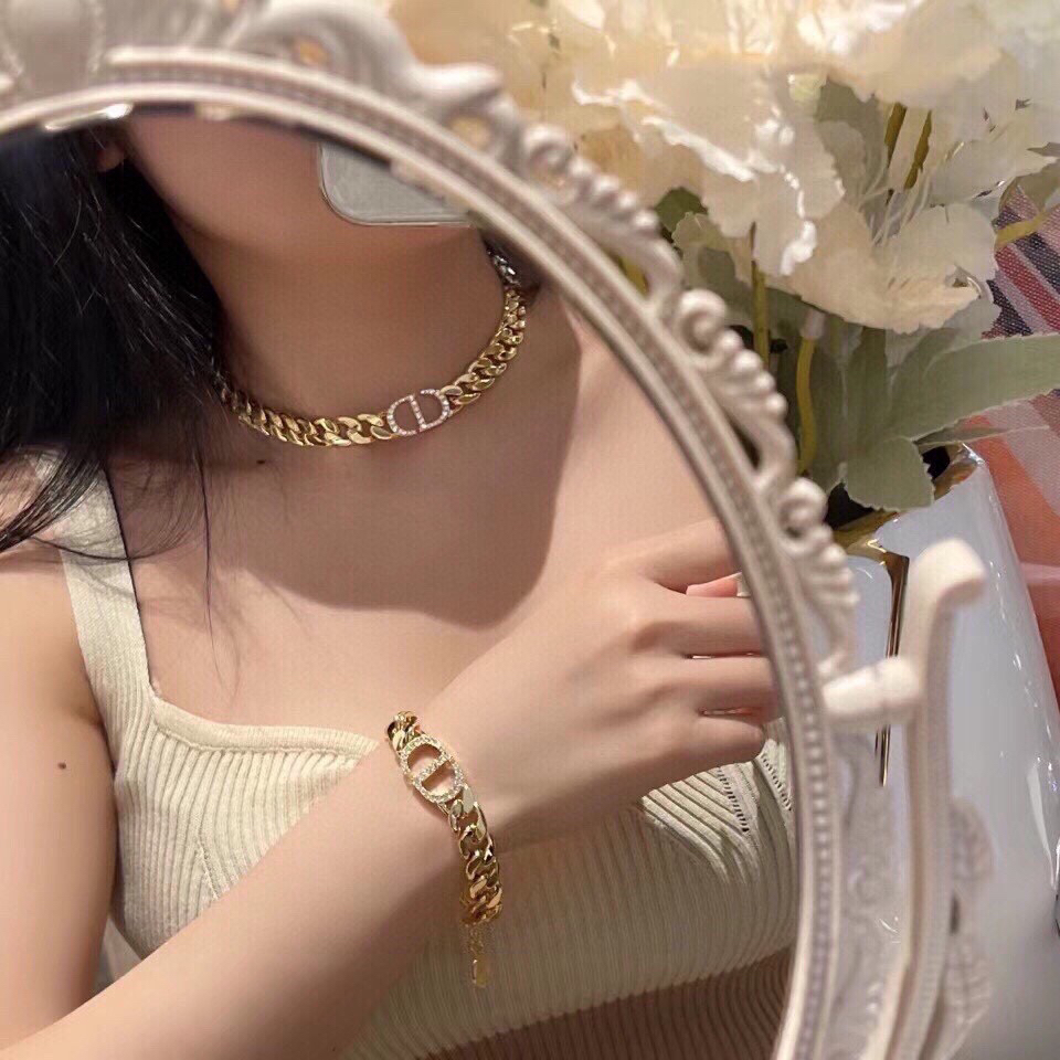 Dior necklace-79
