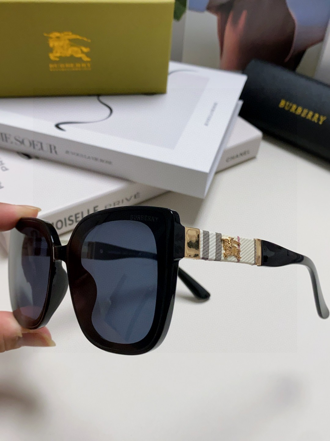 Burberry glasses-27