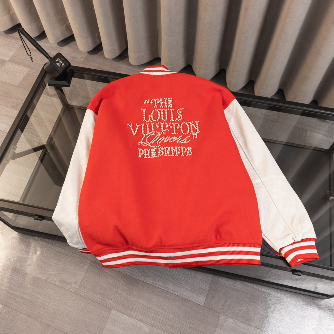 LV Clothing-317