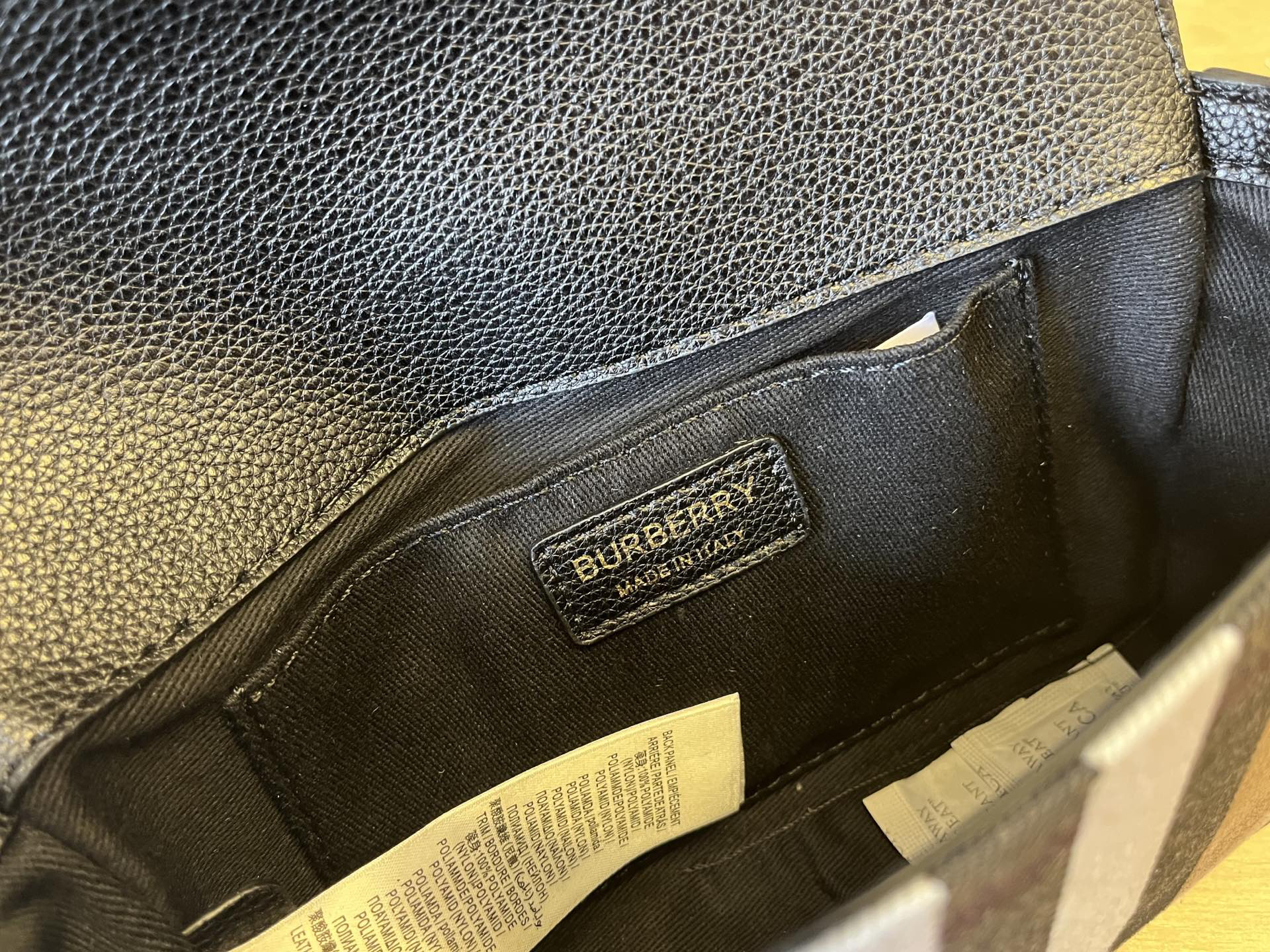 Burberry bag-135