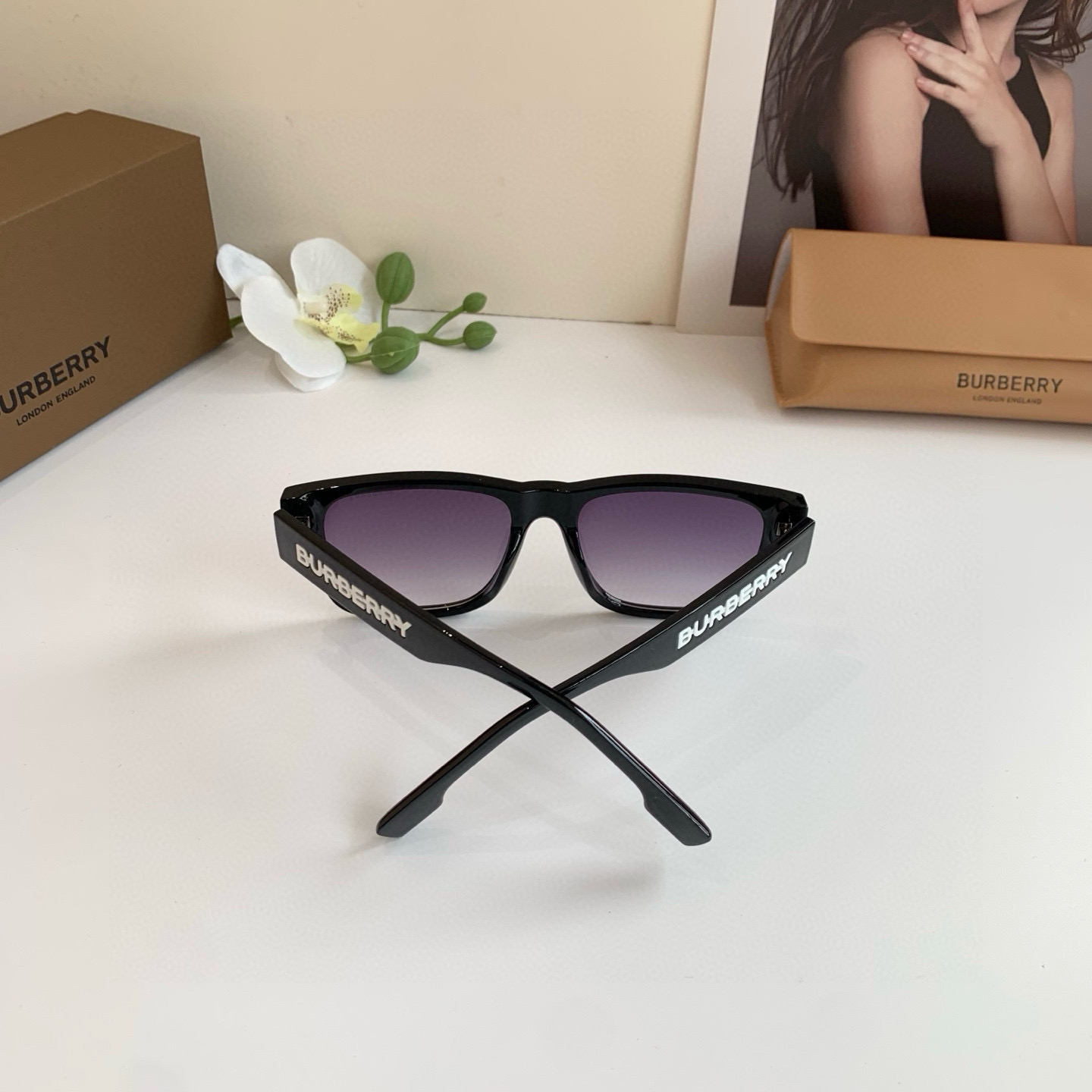 Burberry glasses-75