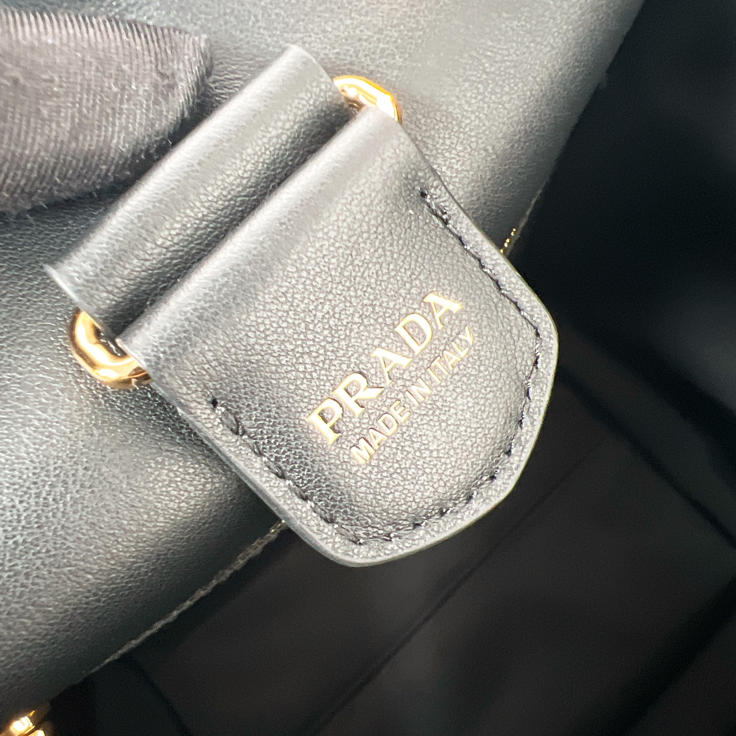 Prada bag-1