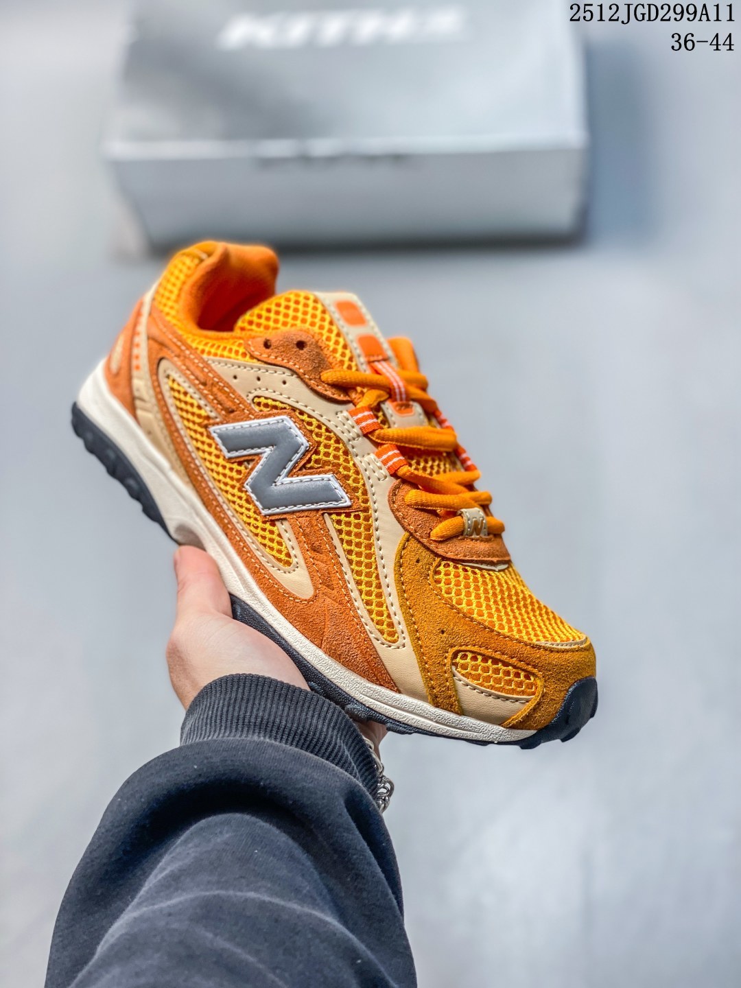 New Balance Sneakers-242
