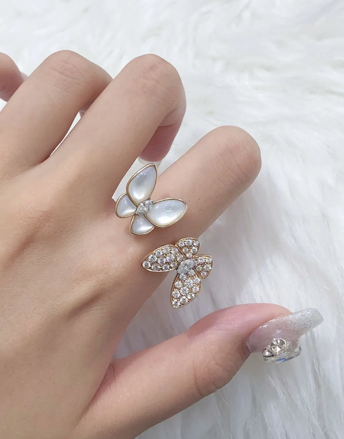 Van Cleef & Arpels ring-23