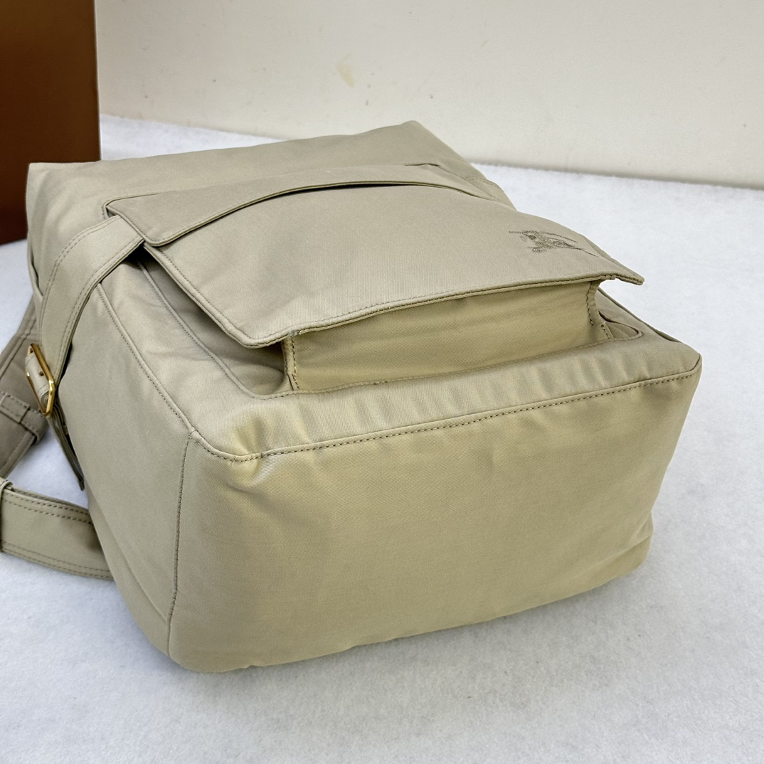 Burberry bag-89