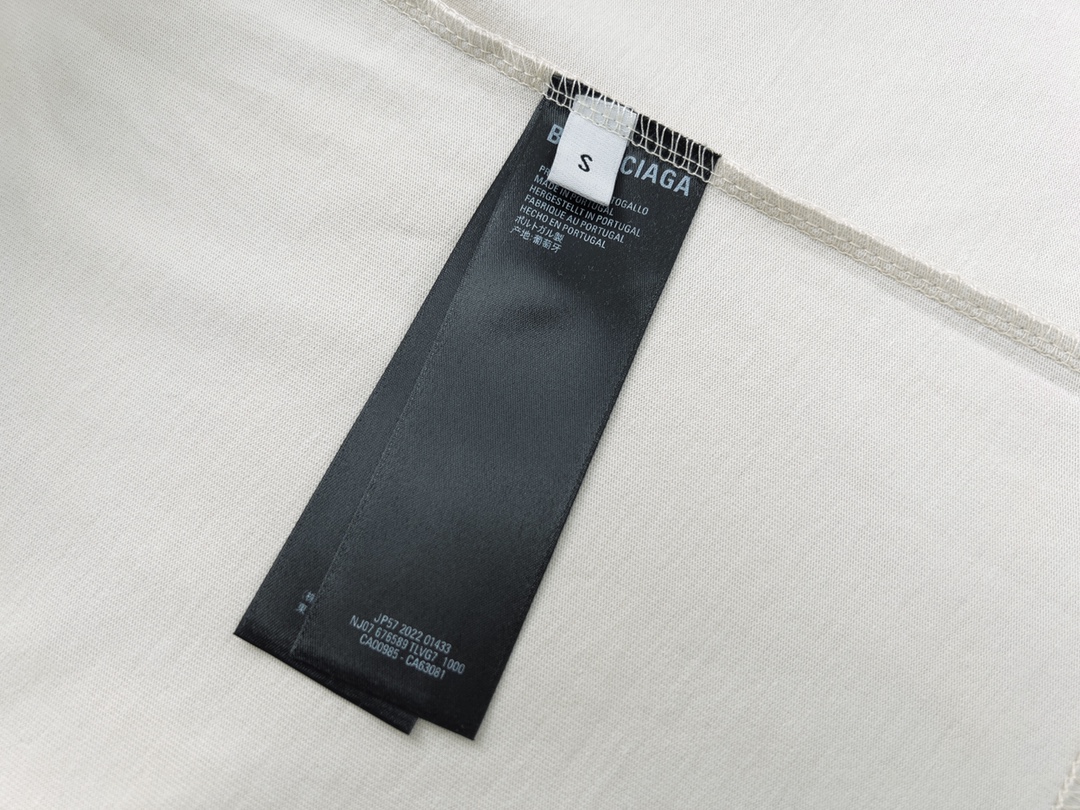 Balenciaga clothing-201
