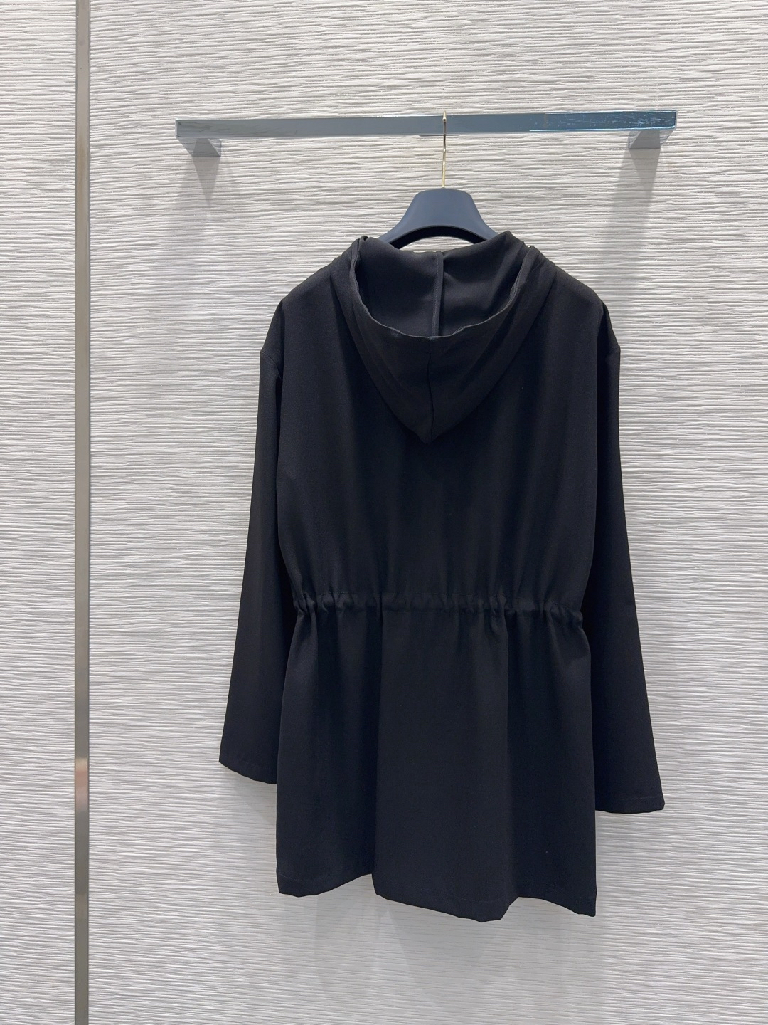 LV Clothing-351