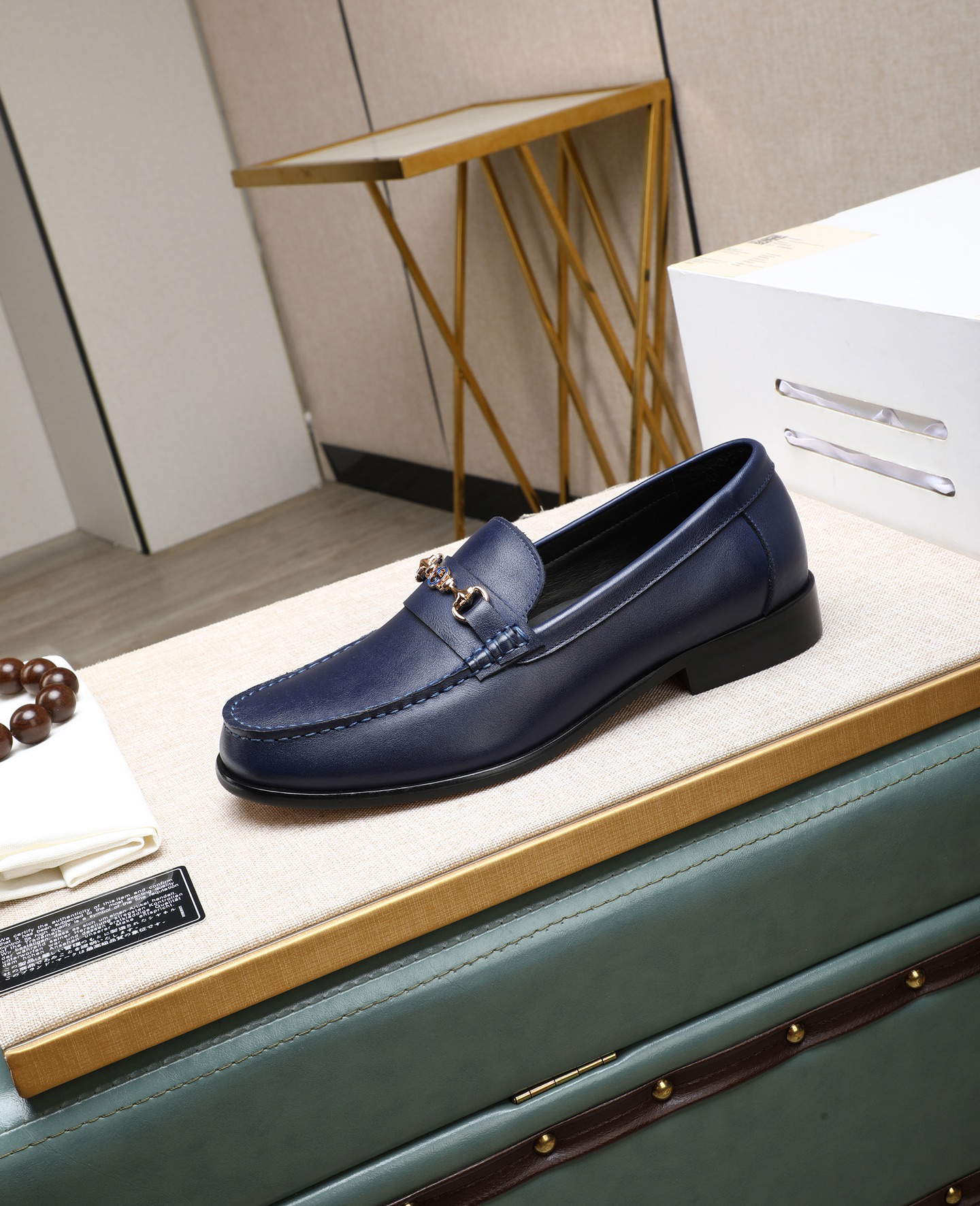 Gucci men's leather shoes-103
