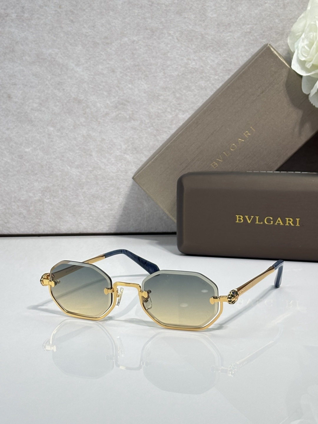 BV glasses-8