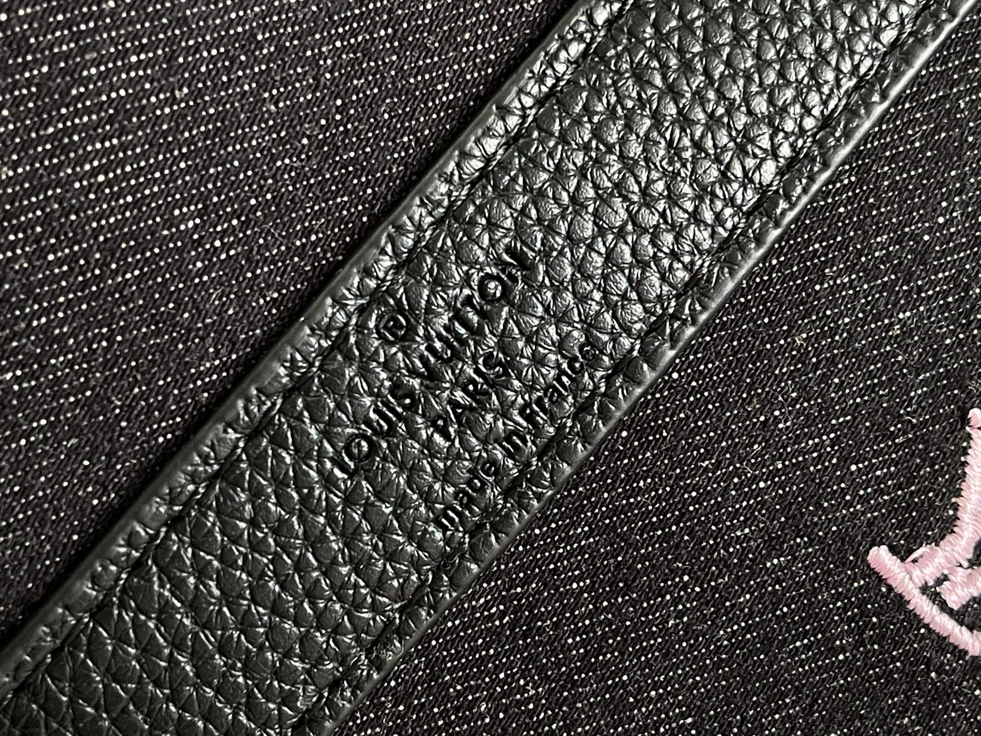 Louis Vuitton bag-105