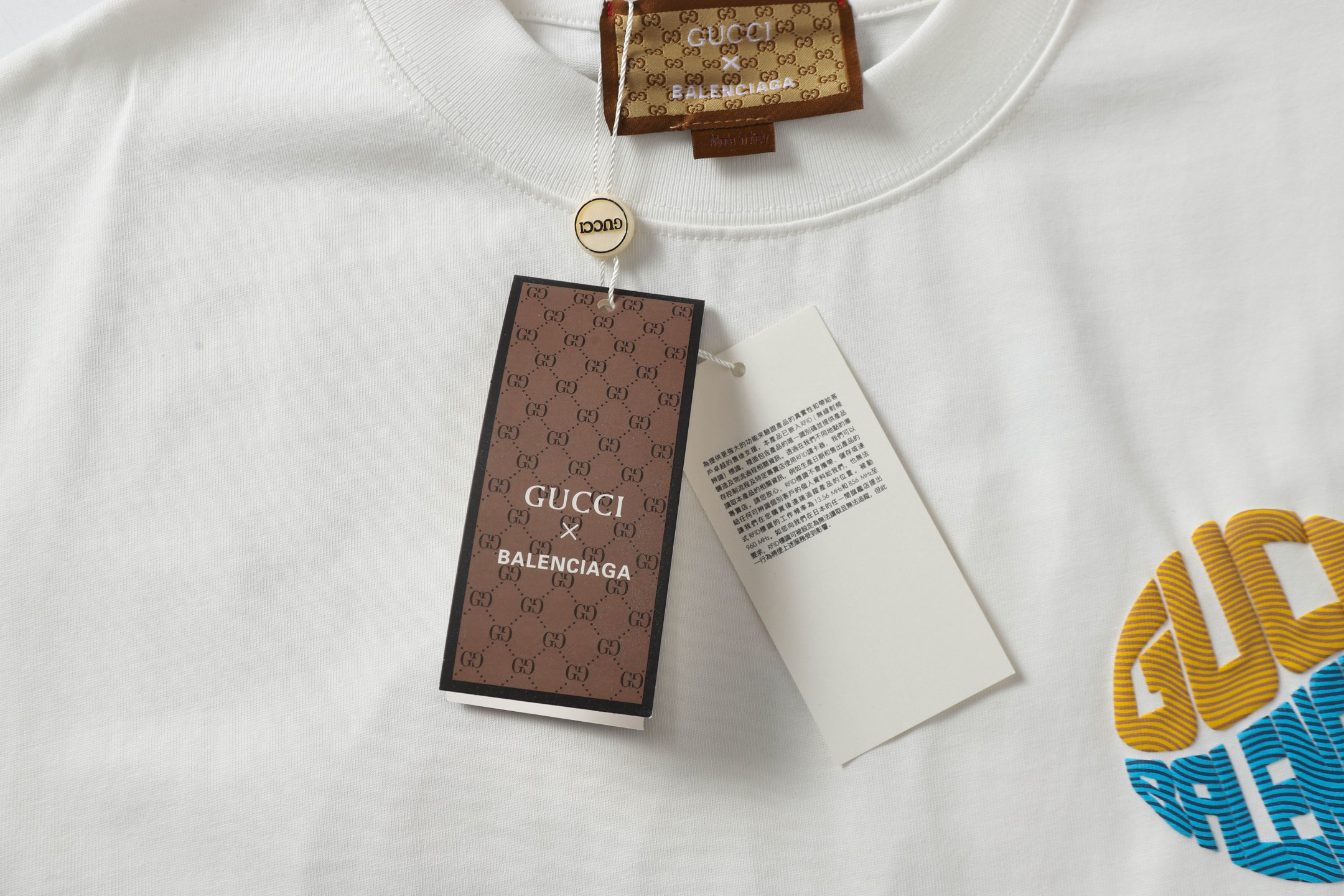 Gucci clothing-105
