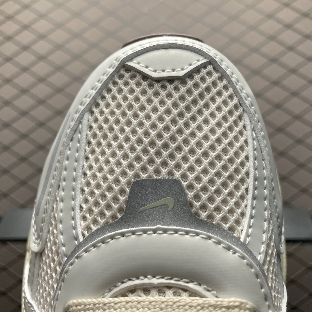 Nike Sneakers-88