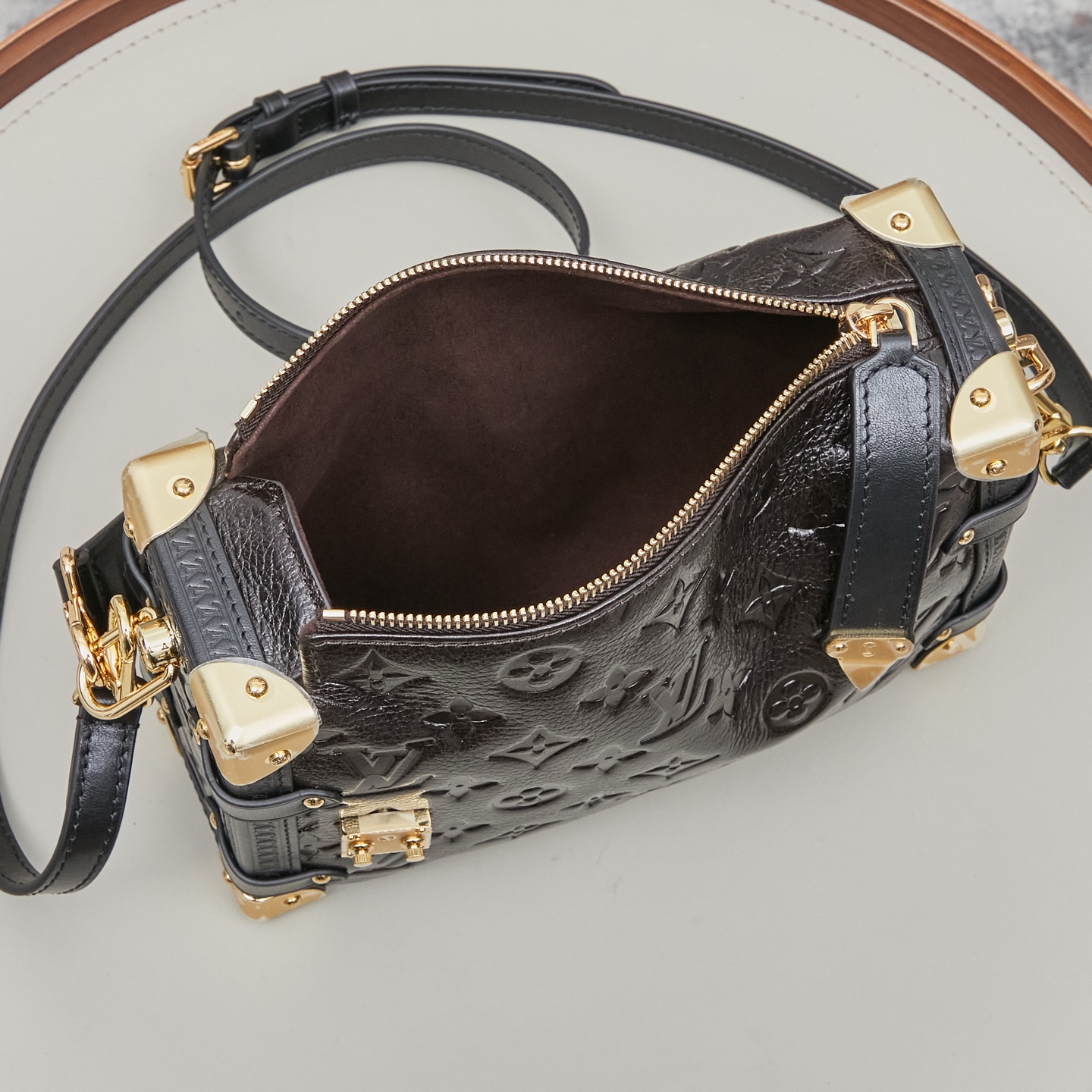 Louis Vuitton bag-189