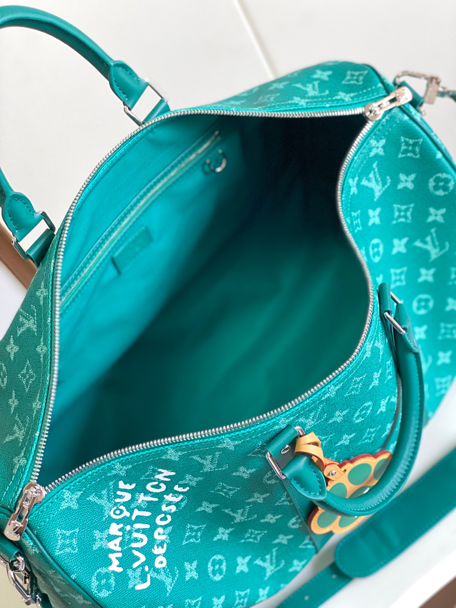 Louis Vuitton bag-184