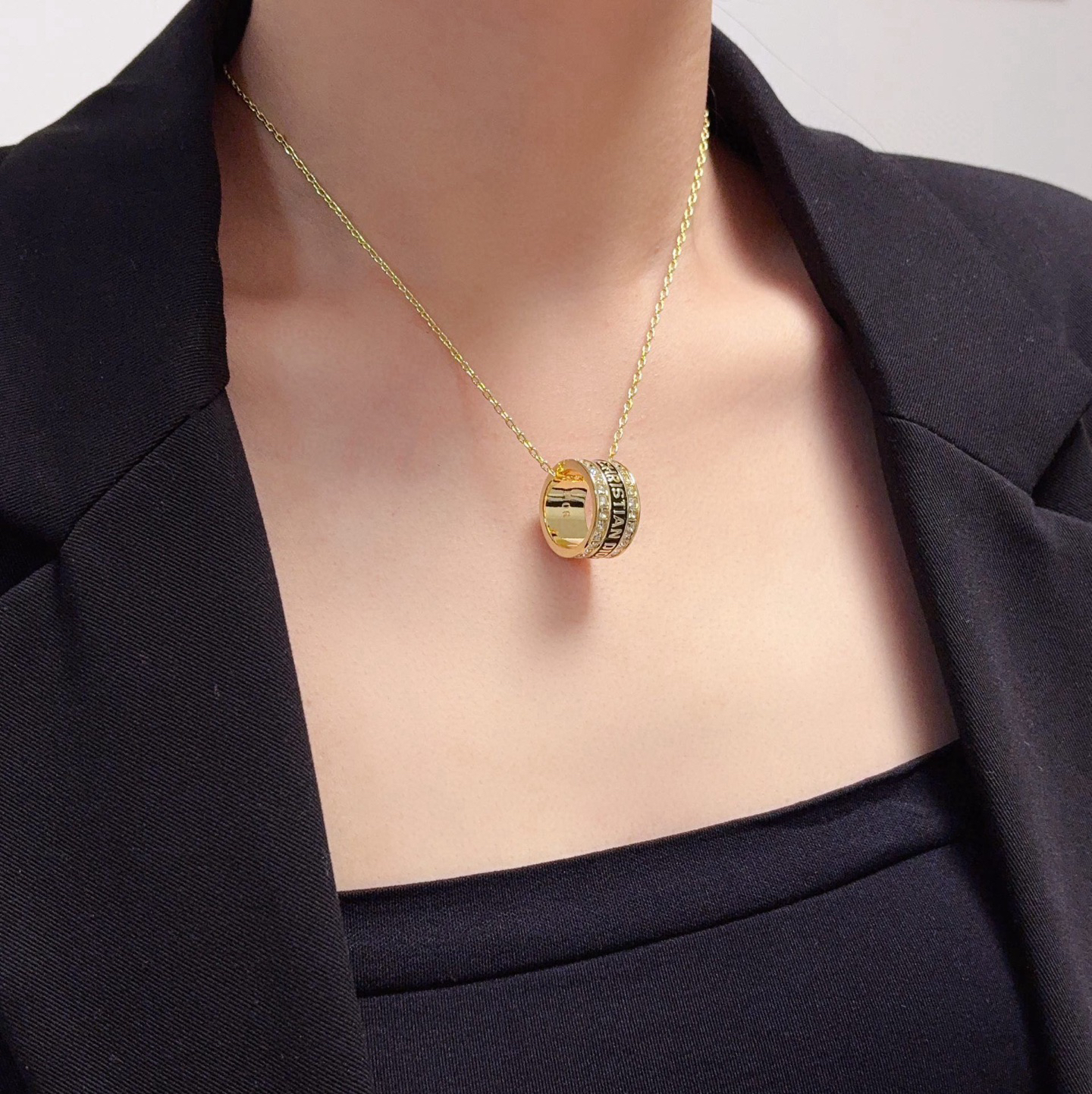 Dior necklace-35