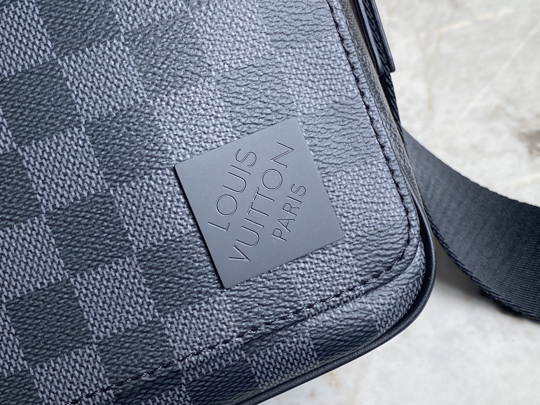 Louis Vuitton N42711 District PM Messenger Bag Coated Canvas