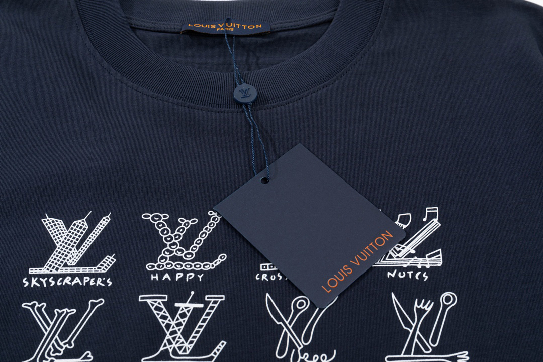LV clothing-171