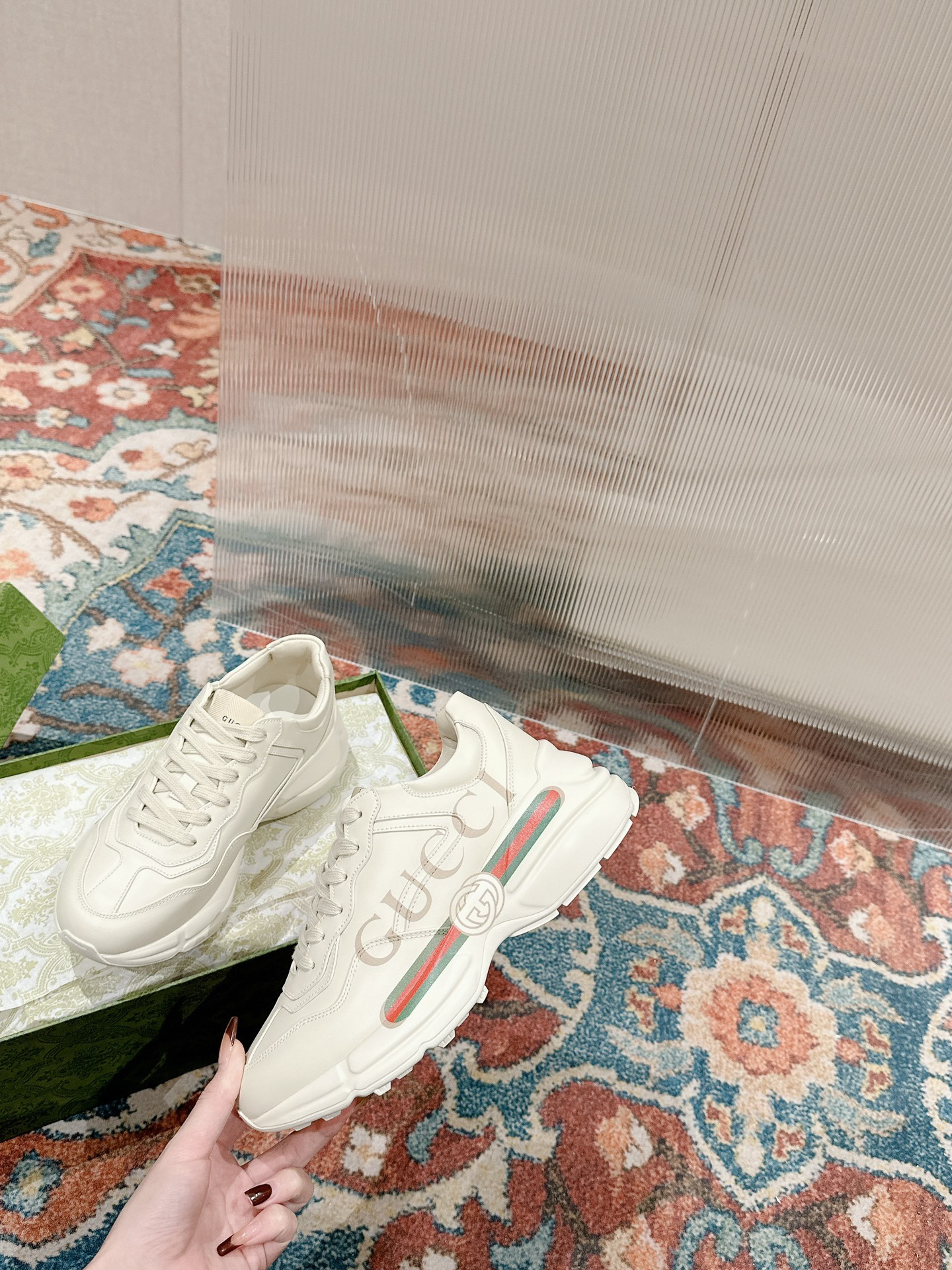 Gucci Sneakers-206