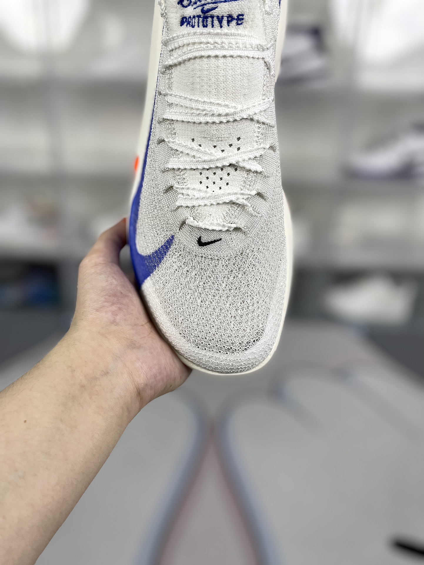 Nike Sneakers-330