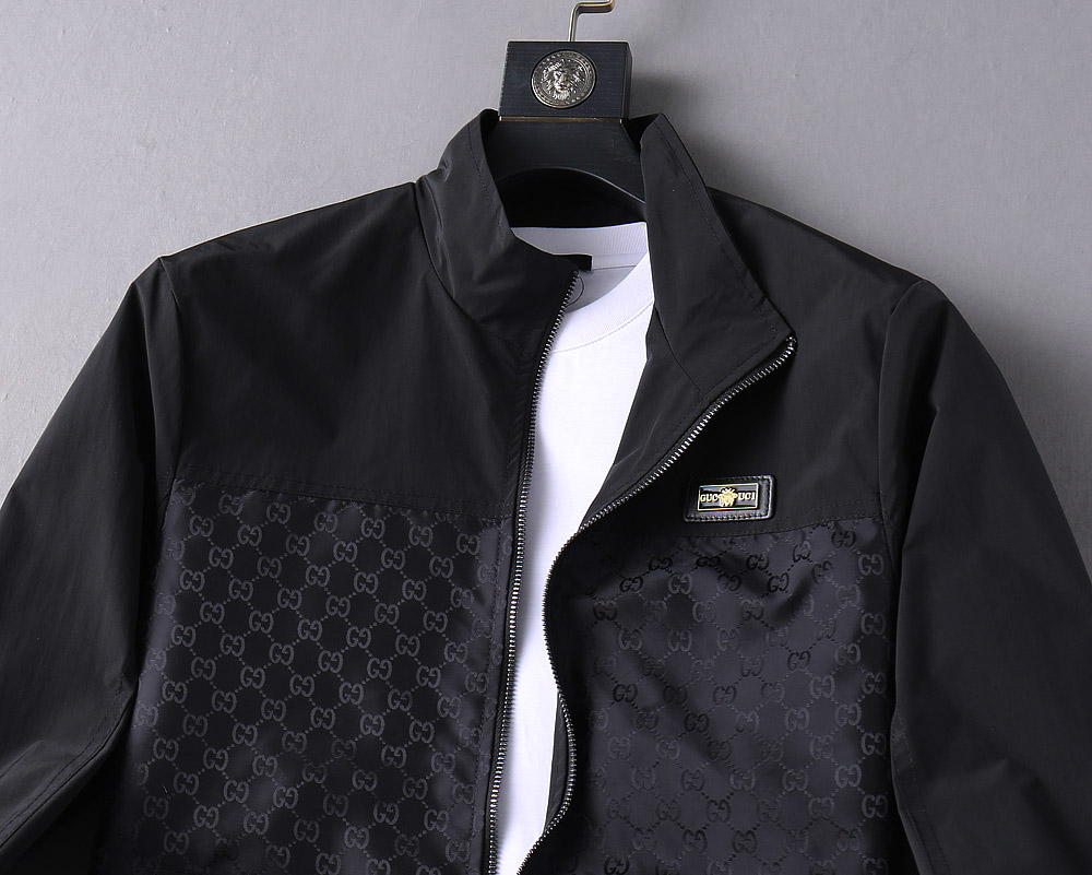 Gucci Clothing-338