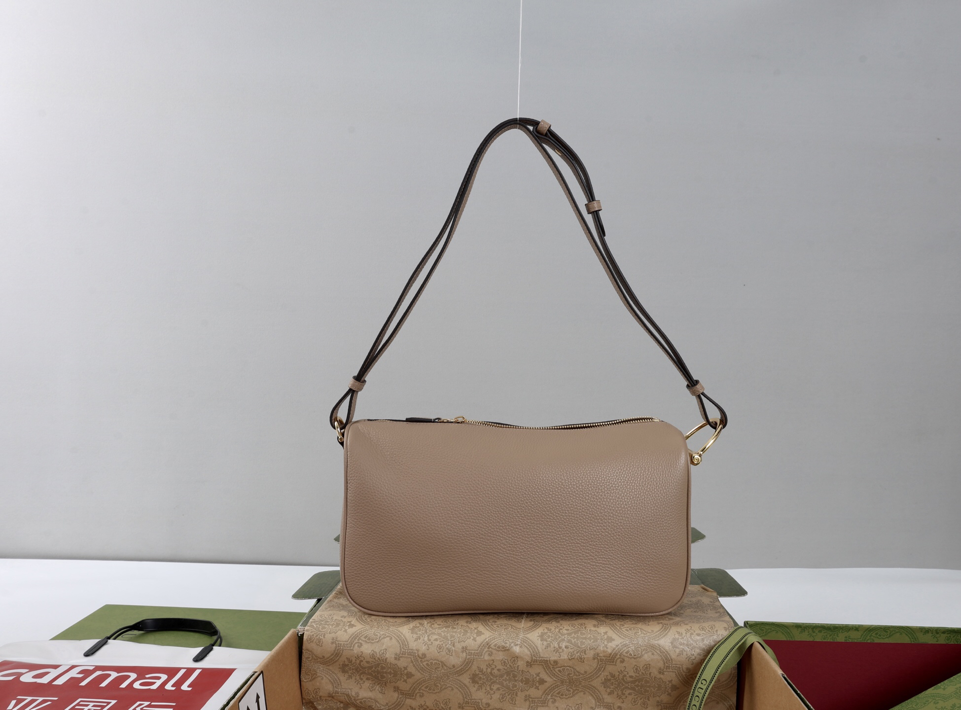 Gucci new bag-180