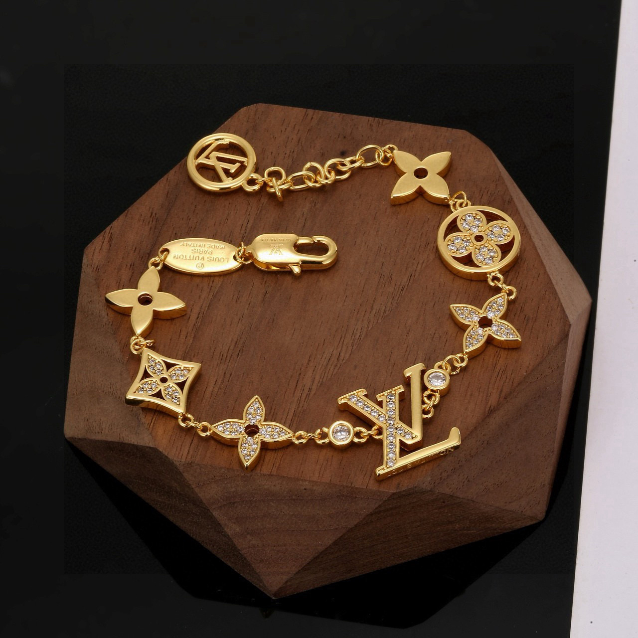 LV Bracelet-54