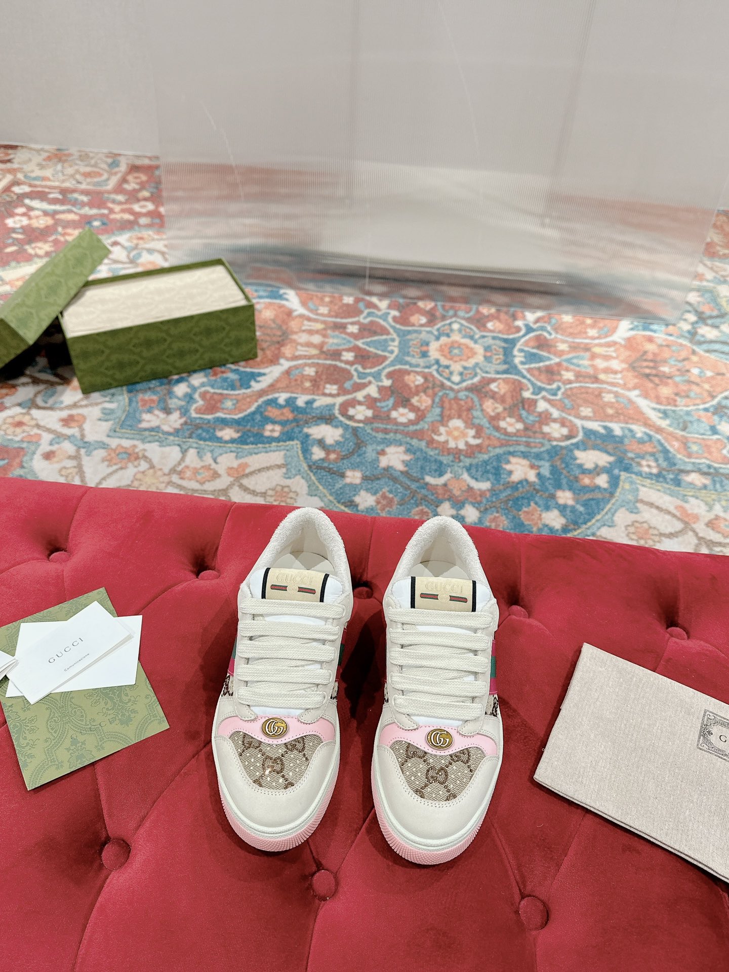 Gucci Sneakers-235