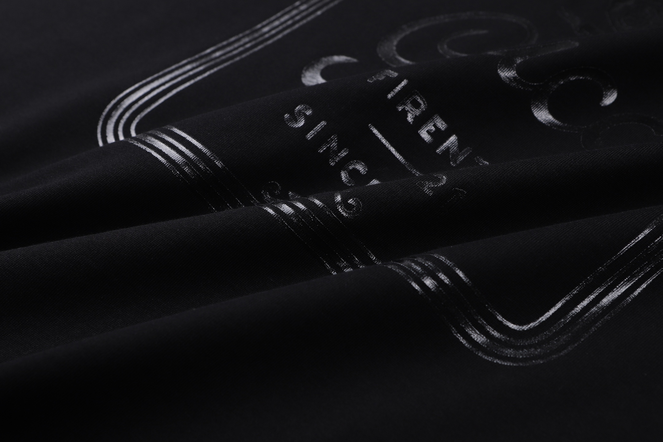 Gucci clothing-32