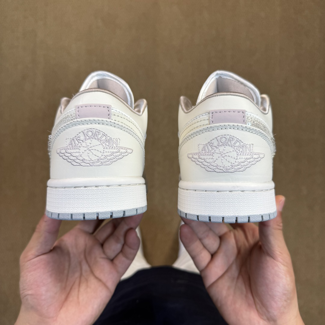 Nike Sneakers-261