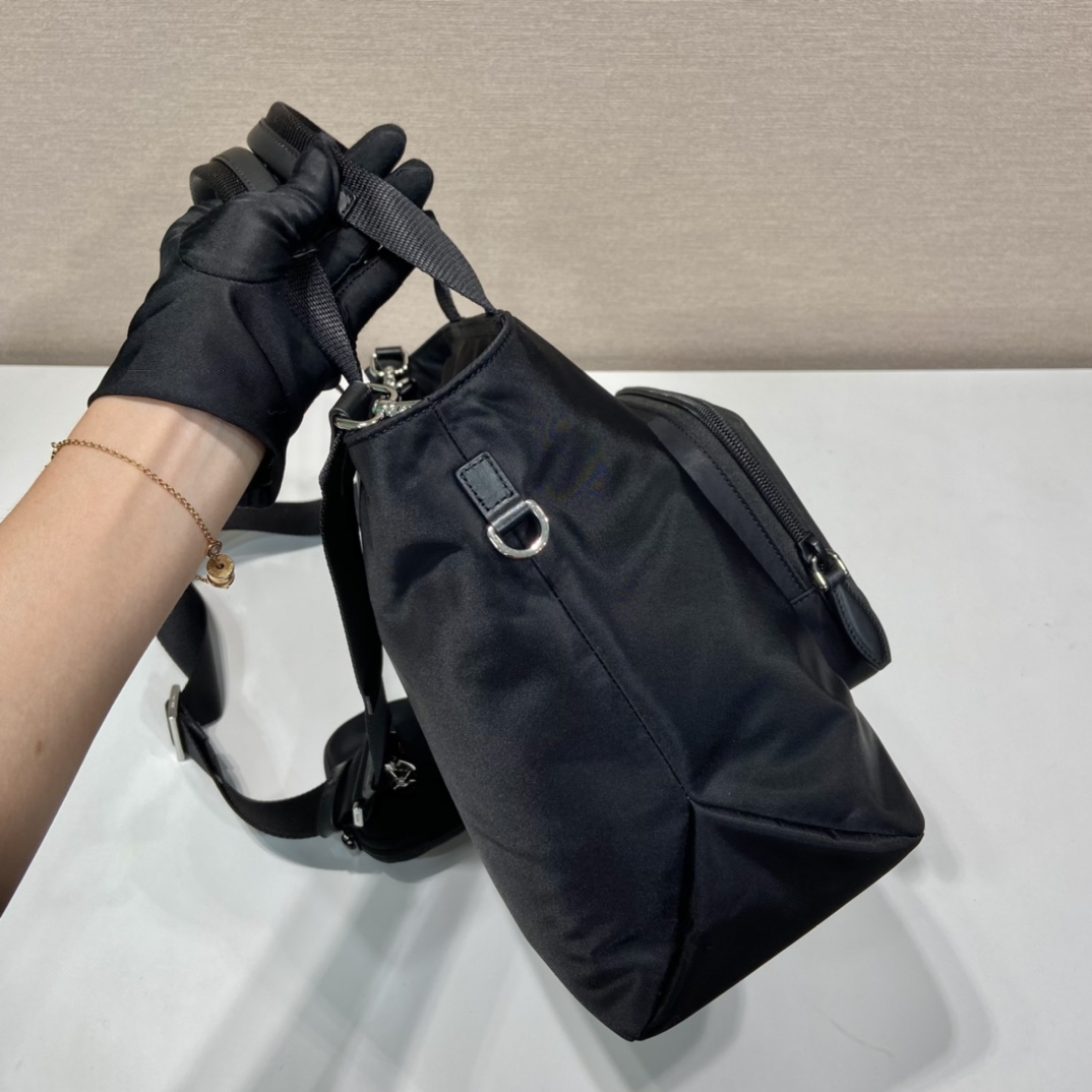 Prada bag-137