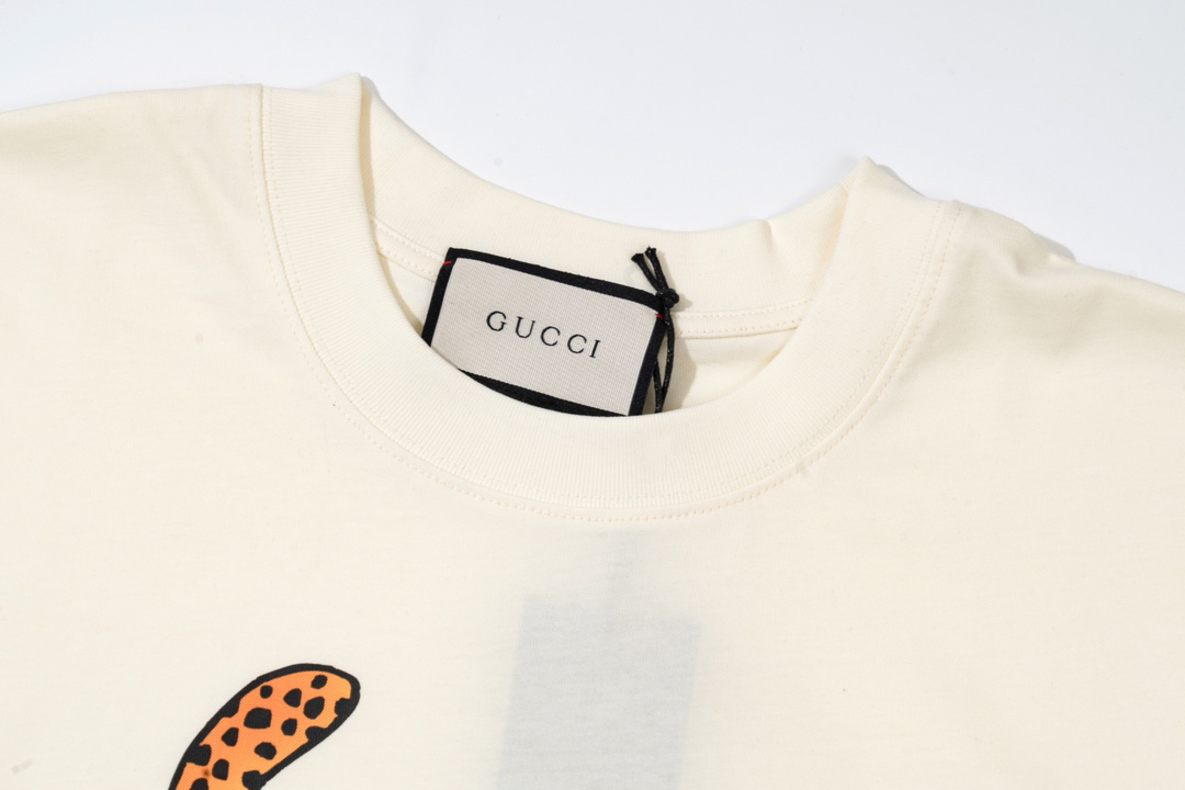 Gucci clothing-43