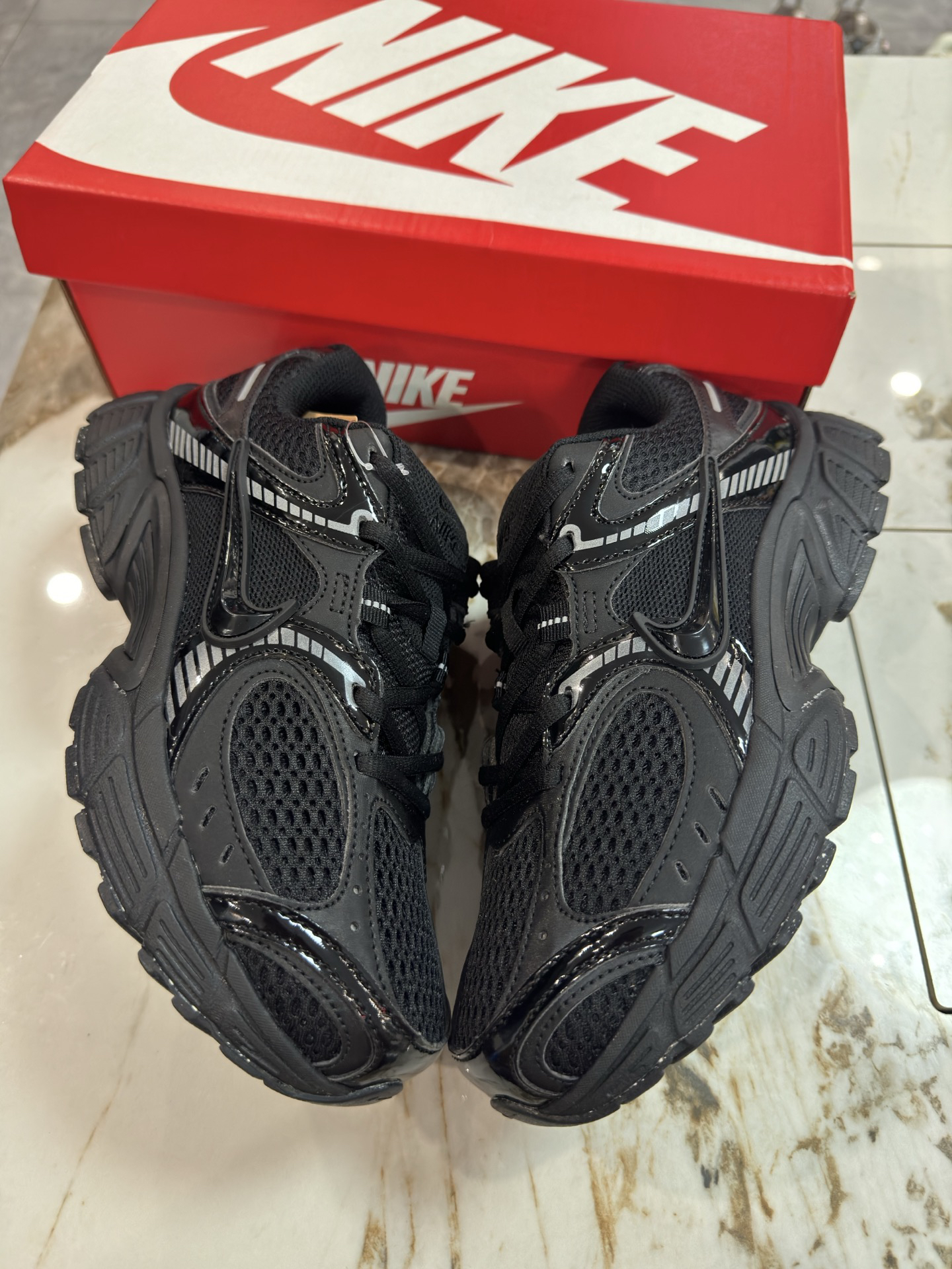 Nike Sneakers-252