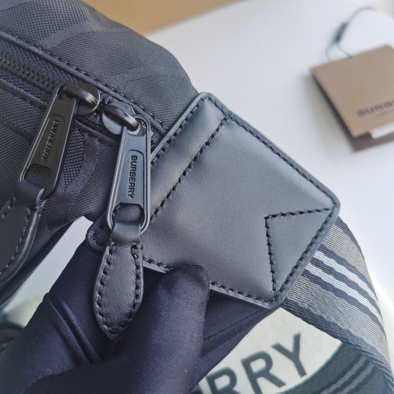 Burberry bag-80