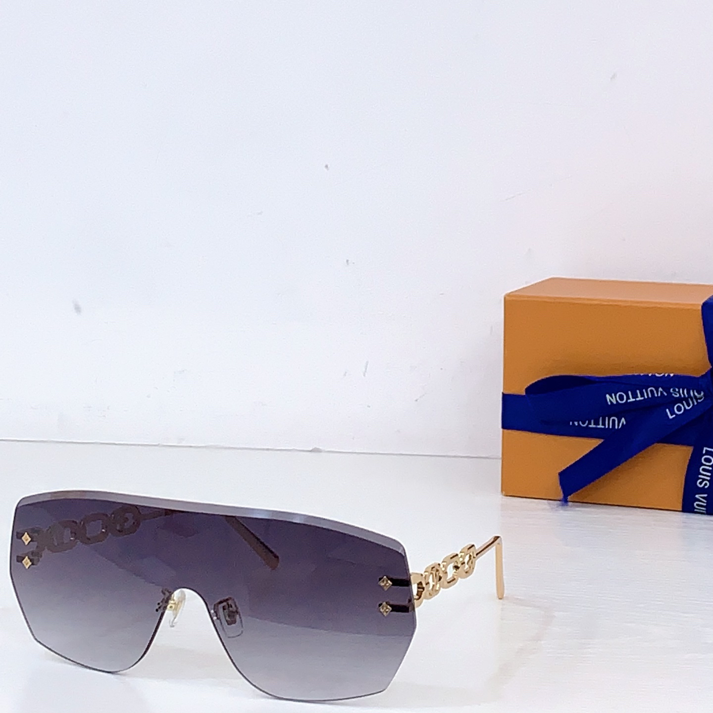 LV glasses-46