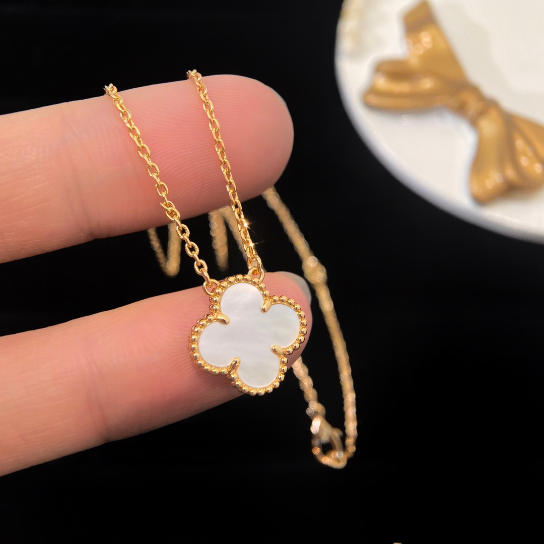 Van Cleef & Arpels necklace-34