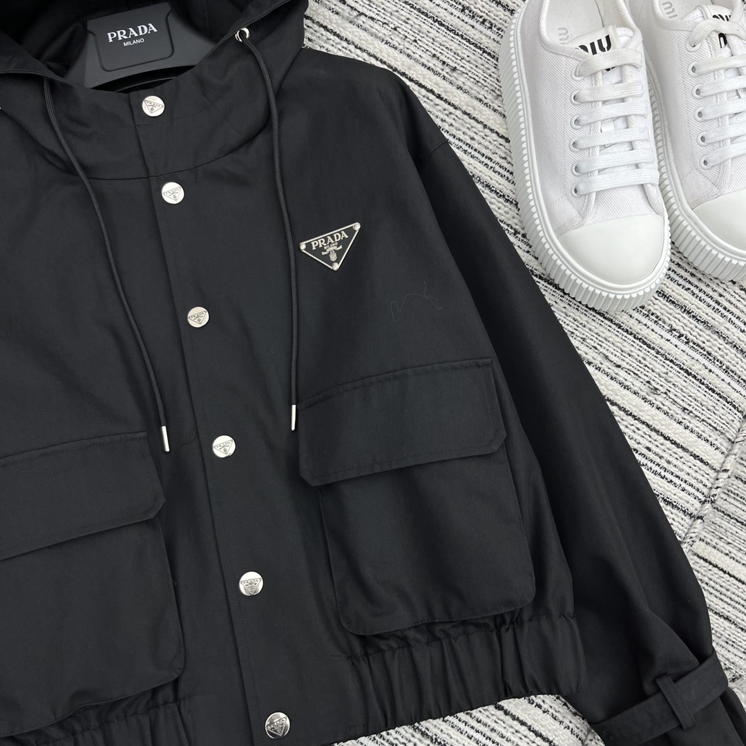 Prada Clothing-337