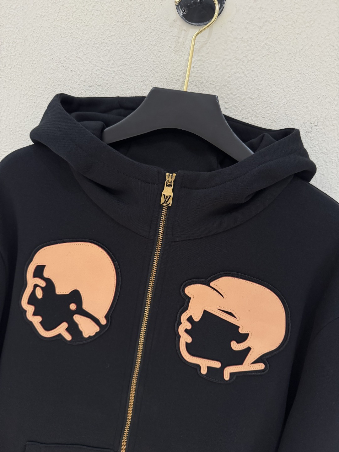 LV Clothing-348