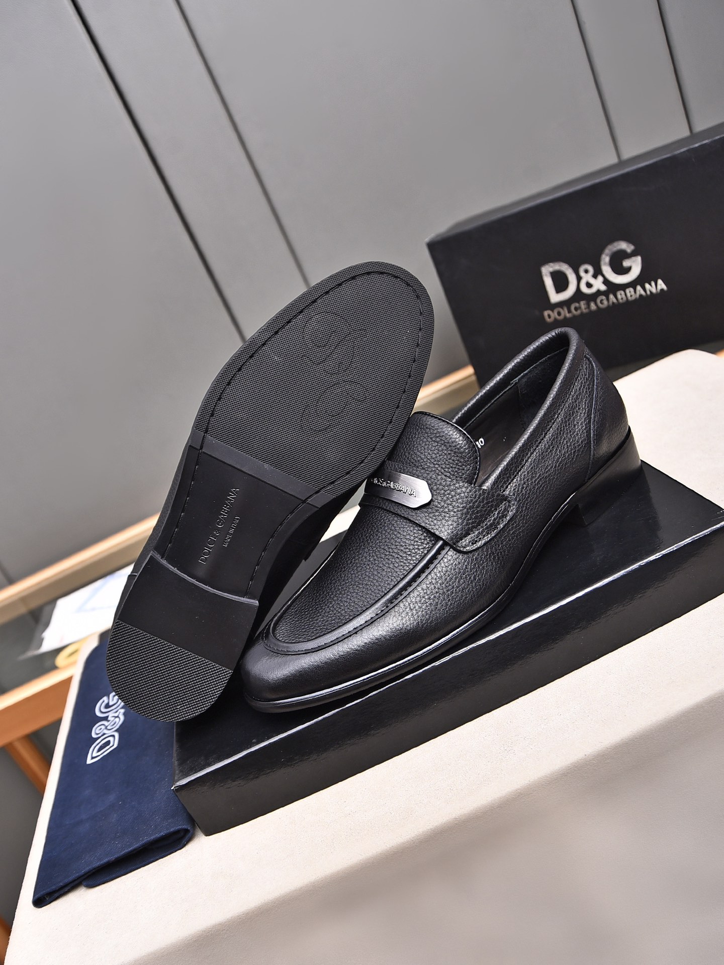 D&G men's leather shoes-70