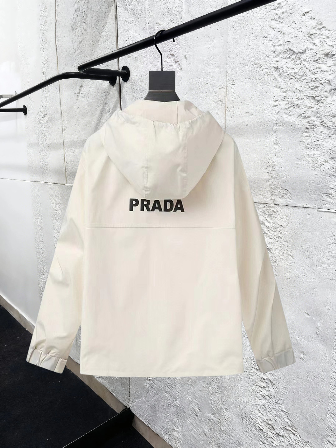Prada Clothing-313